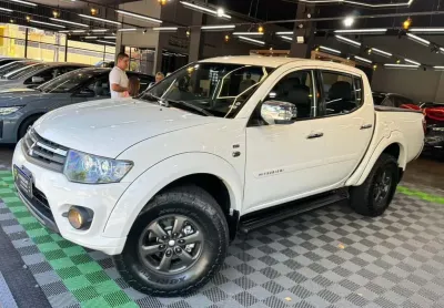 Mitsubishi l200 triton hpe d 2015