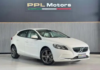 Volvo v40 2018 2.0 t4 kinetic gasolina 4p automático