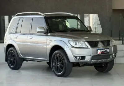 Mitsubishi pajero tr4 flex hp 2012