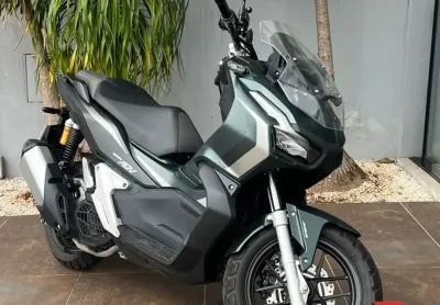 Honda ADV 150 2024 - 12.393km - A Scooter Todo-Terreno - Cerol Motos 