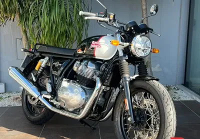 Royal Enfield Interceptor 650 - 2025 - APENAS 700km - Relíquia!