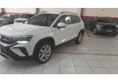 Volkswagen Taos 2023 1.4 250 tsi total flex comfortline automático