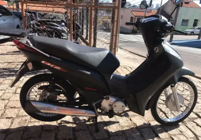 Novinha *  aceito seu usado na troca 