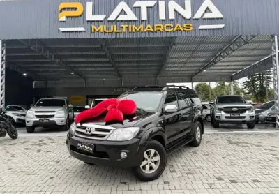 Toyota hilux sw4 srv d4-d 4x4 3.0 tdi dies. aut