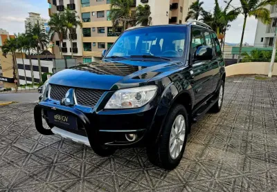 Mitsubishi pajero tr4 fl 2wd hp 2012