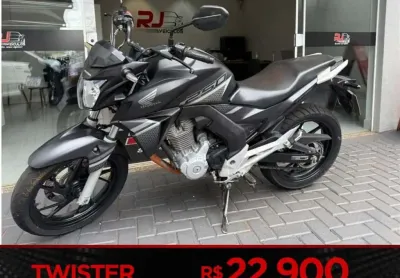 CB 250F 1000 cc  2022 Honda