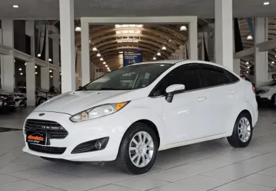 Ford fiesta 1.6 ti-vct flex titanium plus powershiftprova de que é possível ter um carro compacto
