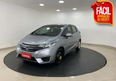 Honda fit 1.5 lx 16v 4p