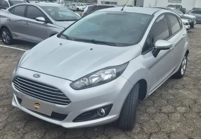 Fiesta 2017 sel 1.6 automático. carro muito bem cuidado, com apenas 39.000 mil km! motor econômico e