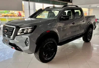 frontier 2023 diesel pro4x4 cd 2.3 bi-turbo automático, carro muito bem cuidado, com apenas 52.000 