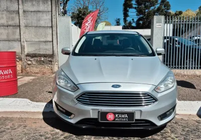 Focus sedan titanium