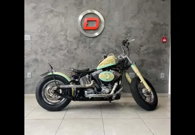 Softail deluxe  flstn