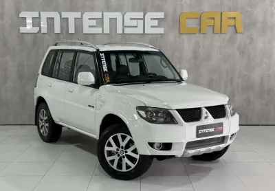 Mitsubishi pajero tr4 2.0/ 2.0 flex 16v 4x4 aut. 2013 flex