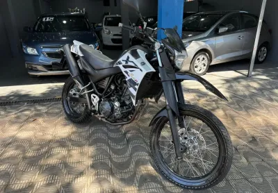 Yamaha xt 660r 2015 muito bem cuidada, potente e ideal para qualquer terreno