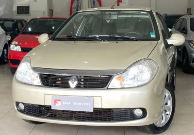 Renault symbol privilege 1.6 manual 2013 - carro de extrema qualidade - muito acima da média em qual