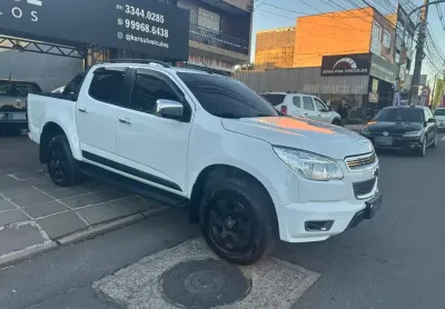 S10 ltz 2.4 flex 8v 2013 -camionete bem conservada, ar digital-