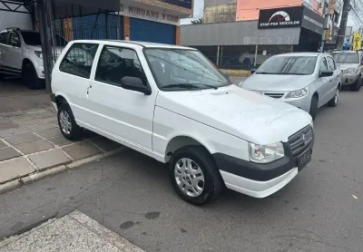 Uno mille economy 1.0  2012  -super econômico, tanque de guerra-