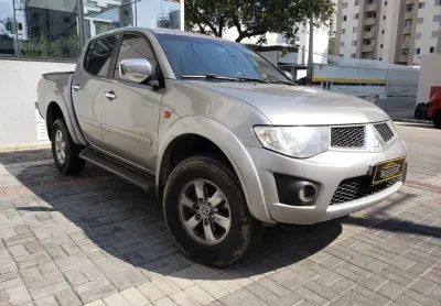 Mitsubishi l200 triton 3.2 hpe 4x4 cd 16v turbo intercooler diesel 4p automático 2011/2012