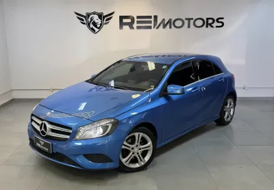Mercedes Benz - A200 Urban 1.6 Turbo 2014