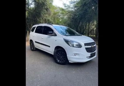 Chevrolet spin advantage 1.8 8v econo.flex 5p aut. 2014