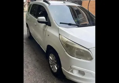 Chevrolet spin 1.8l mt lt 2014