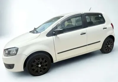 Volkswagen fox 1.0 tec 4p - branca - 2014/2014