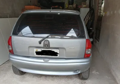 Vendo. corsa. 97.98. 8v. 1.0. pneus novos. doc. ok. tel. 951592454 edson