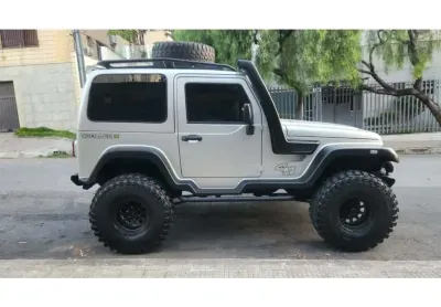 Troller t4 2013 3.2 tgv 4x4 16v turbo diesel 2p manual