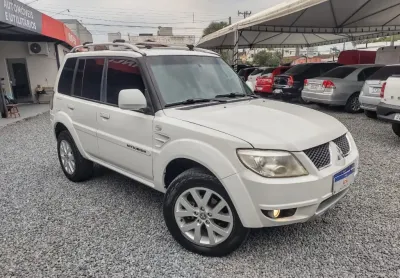 Tr4 gasolina 4x2 automática 2012