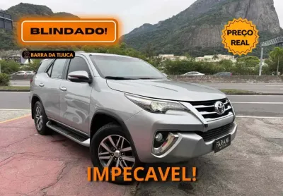 Toyota hilux sw4 2017 2.8 srx 4x4 7 lugares 16v turbo intercooler diesel 4p automático