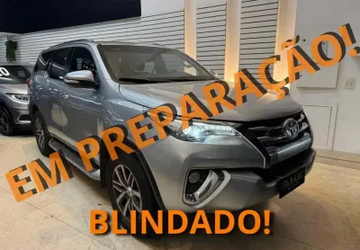 Toyota hilux sw4 2017 2.8 srx 4x4 7 lugares 16v turbo intercooler diesel 4p automático