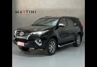 Toyota hilux sw4 sw4 srx 4x4 2.8 tdi 16v dies. aut.