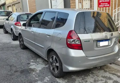 Honda fit lx 1.4 flex completo + rodas 2008 veículo de repasse 