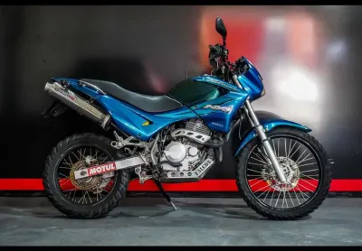 Honda nx-4 falcon 2001