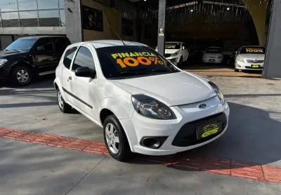 Ford ka com direcao hidraulica