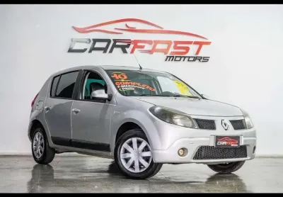 Renault sandero pri 16 2010