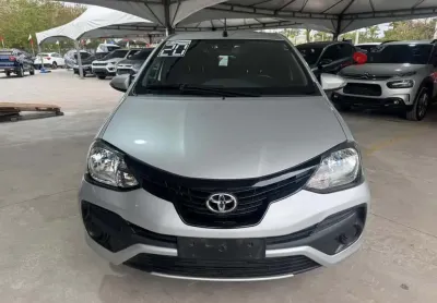 Toyota etios hb x 13l mt 2020