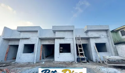 Casa geminada no bairro Canoas em Pontal do Paraná-PR