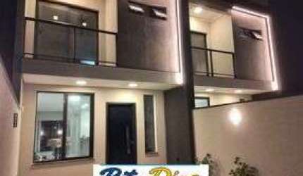 Sobrado à venda no bairro Ipacaraí - Matinhos/PR