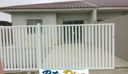 Casa à venda em Pontal do Paraná/PR