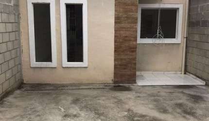 CASA ASSOBRADADA EM PINDAMONHANGABA