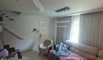 ÓTIMO SOBRADO NA VILA MILTON