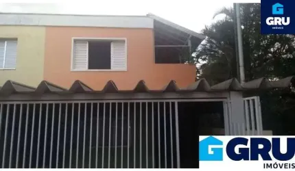 sobrado com 2 dorms