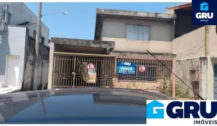 Um bom sobrado  localizado no Bom clima
