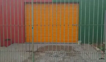 Ótimo galpão com 160m2