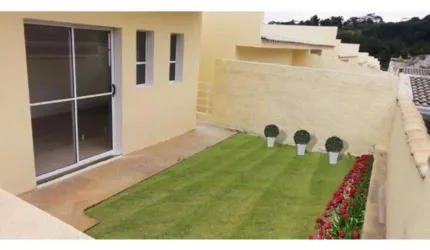 Casa em Condomínio a Venda  terreá com 3 dormitórios 2 vagas garagem