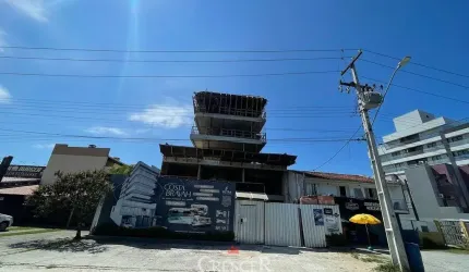 Apartamento para venda com 3 quartos em Caioba