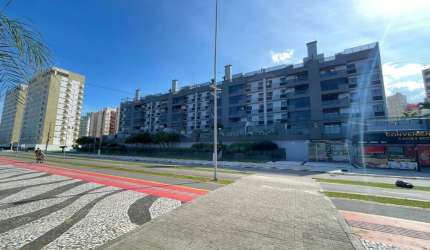 Cobertura Duplex frente mar a venda em Caiobá
