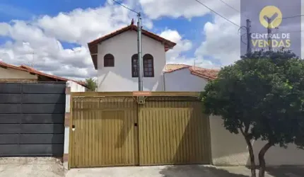 Casa com 4 quartos à venda na Rua Heitor Sócrates Cardoso, 241, Santa Amélia, Belo Horizonte por R$ 750.000