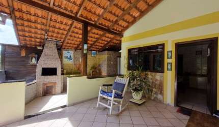 Casa com 3 quartos à venda na Rua Cambará, 355, Progresso, Blumenau, 238 m2 por R$ 850.000